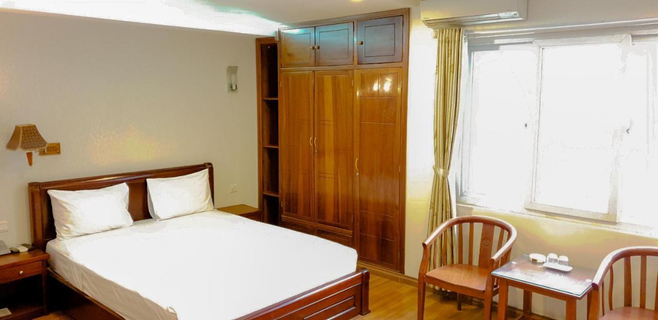 Golden Sea 3*