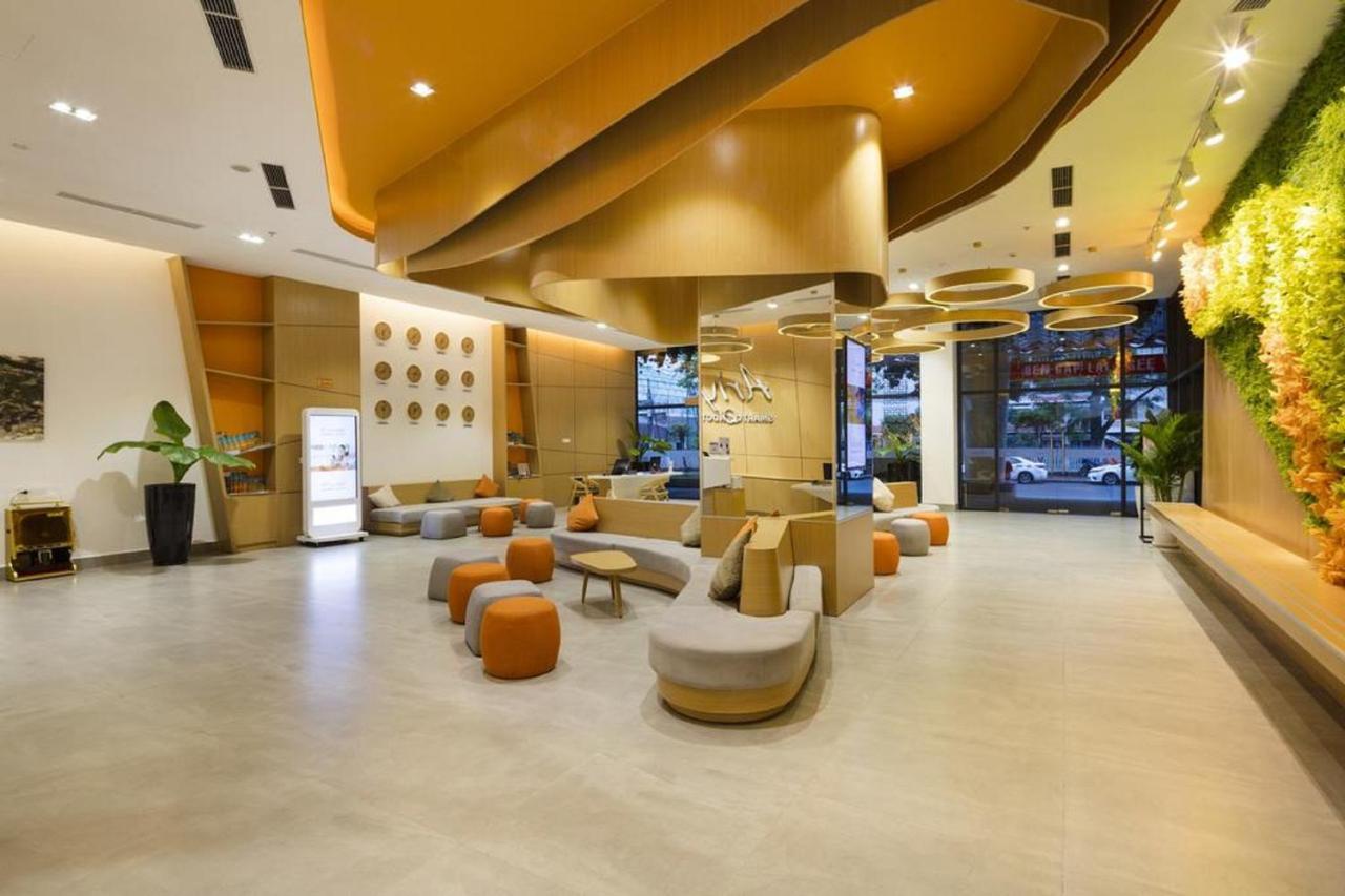 Parama Balcony Beachfront Hotel Nha Trang