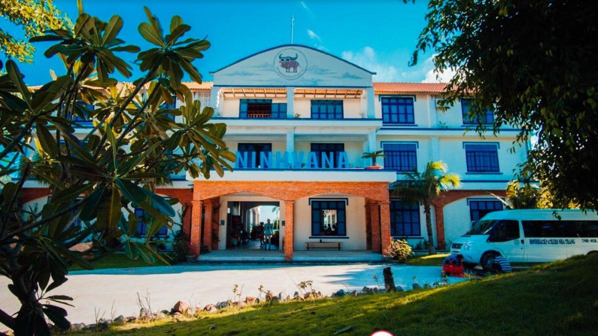 Vietnam Backpacker Hostels - Ninhvana Hostel