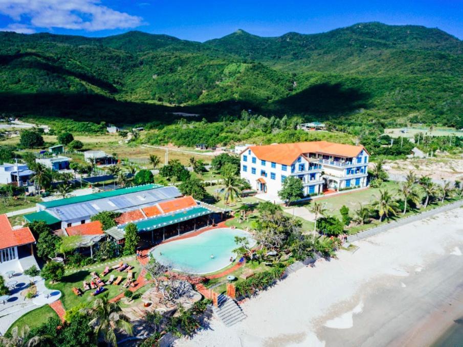 Vietnam Backpacker Hostels - Ninhvana Hostel *