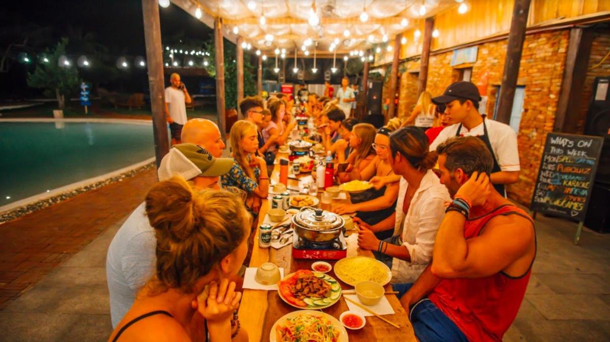 Vietnam Backpacker Hostels - Ninhvana Nha Trang