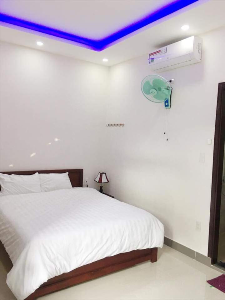 Thanh Long Hotel 2*