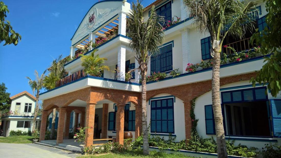 Vietnam Backpacker Hostels - Ninhvana Hostel
