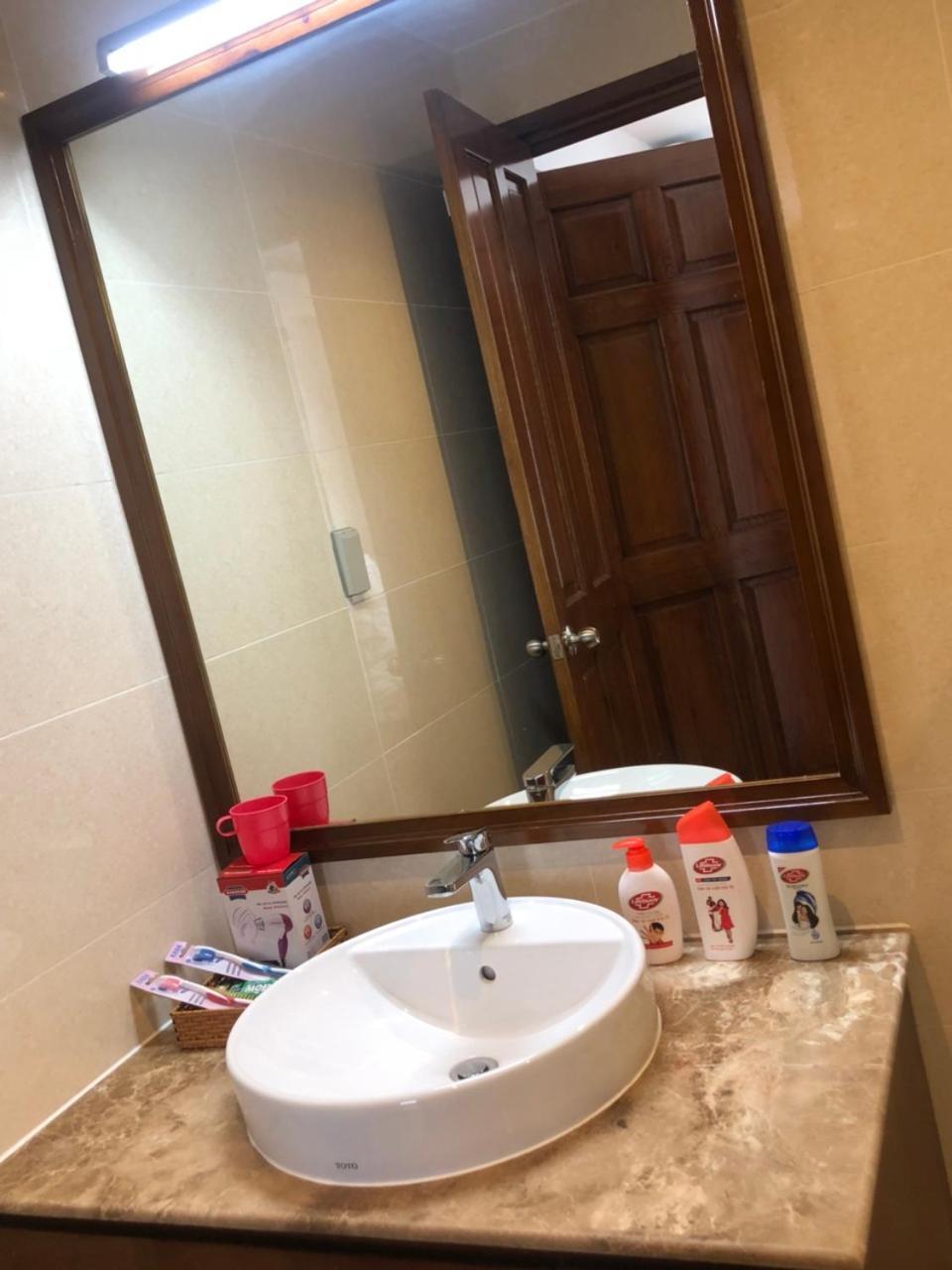 Chung Cư 40 M² Có 1 Tắm Riêng ở Quận Tân Bình Khách sạn