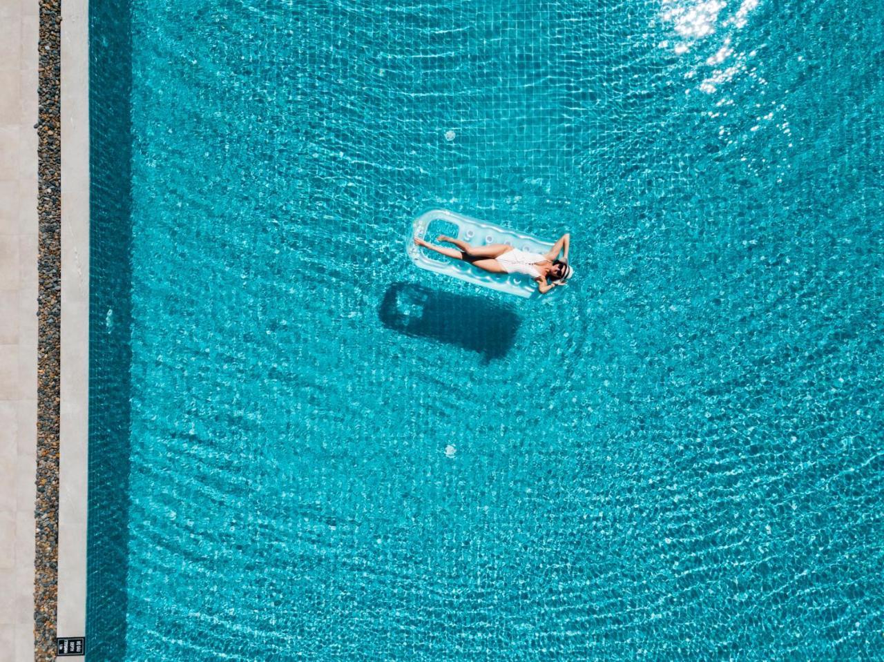Resort Terracotta &