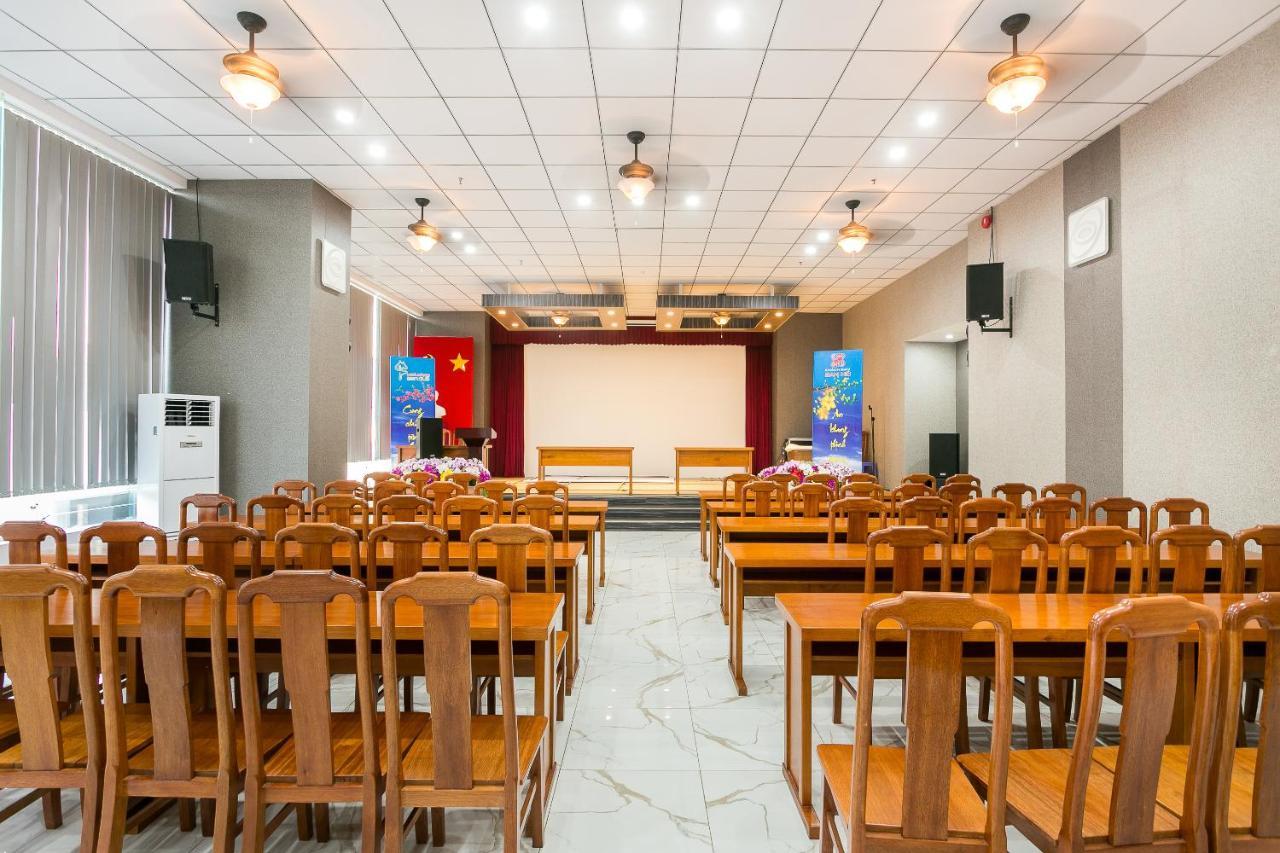 Hotel Khach San San Ho 3*