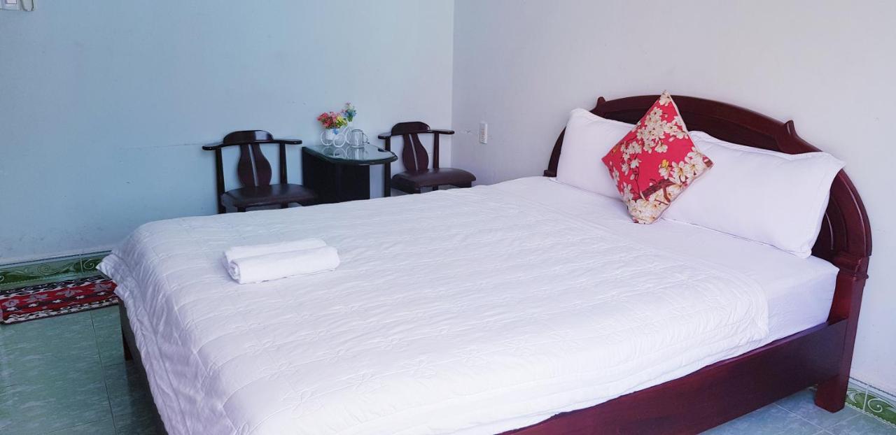 Minh Hien Hotel *