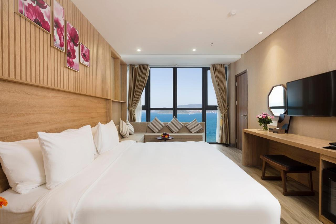 Hotel Emerald Bay & 5*