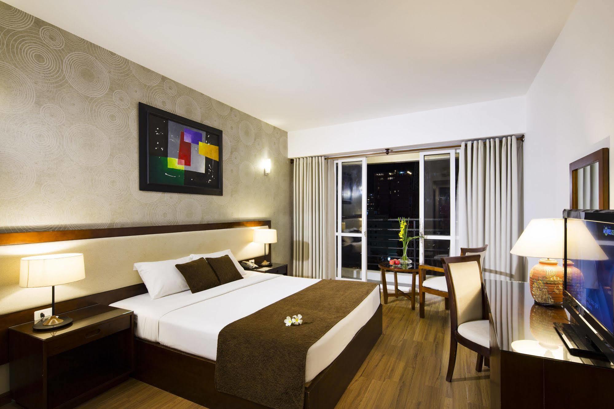 Hotel Starlet 3*