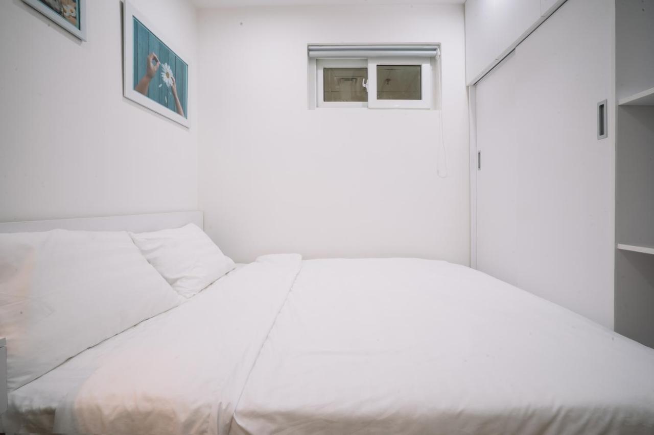Daisy 1 View Apartment *
