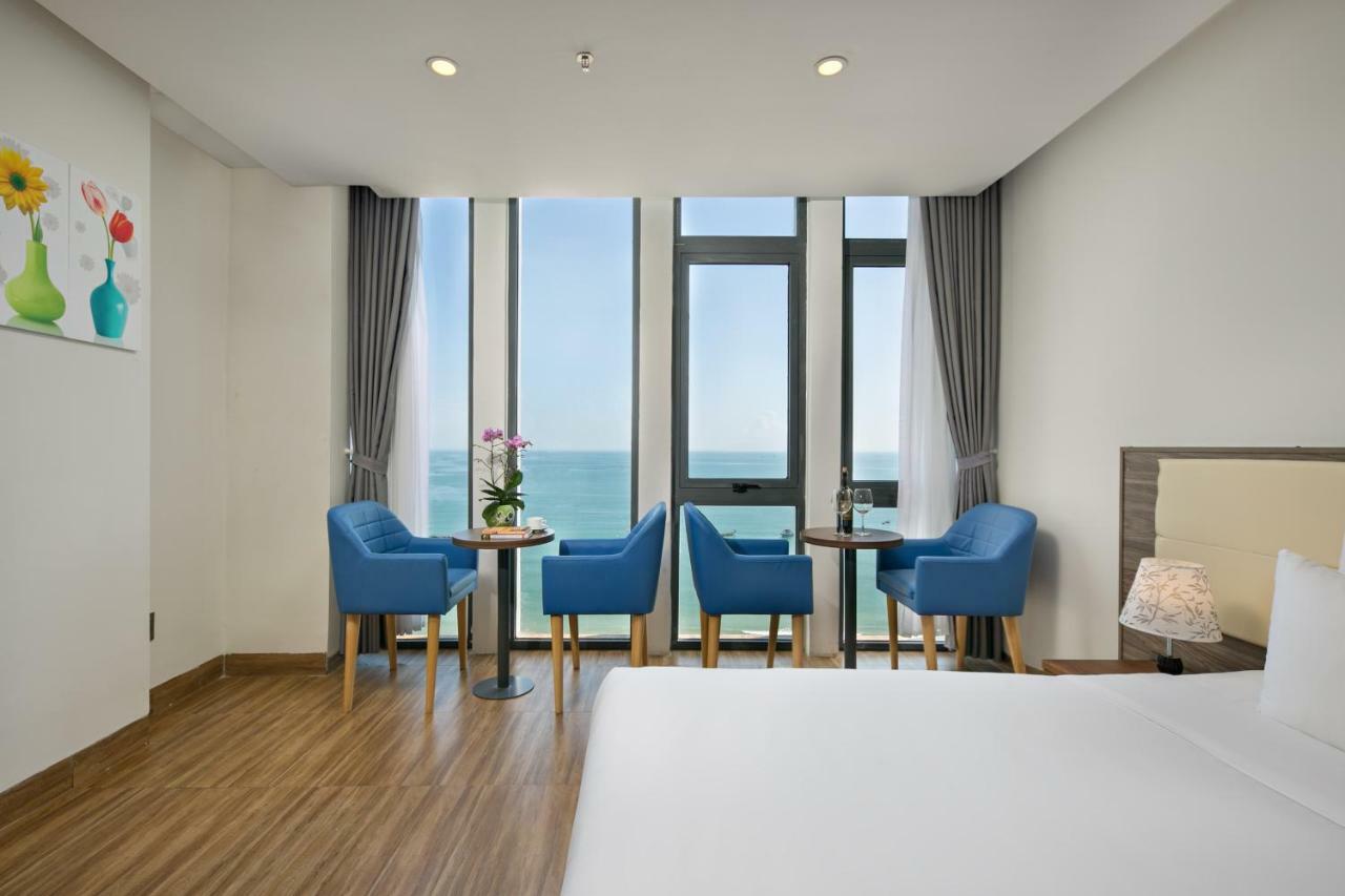 Bãi Biển Alisia Đà Nẵng