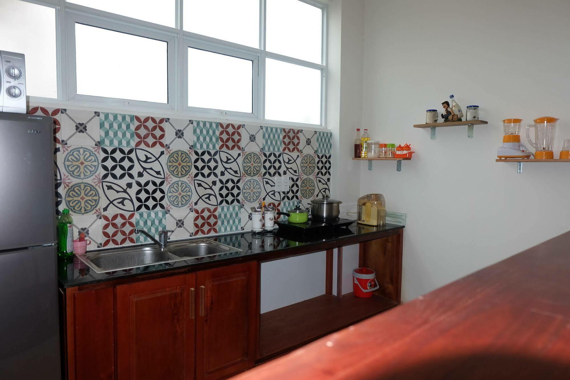 Glocal Beachside Hostel *