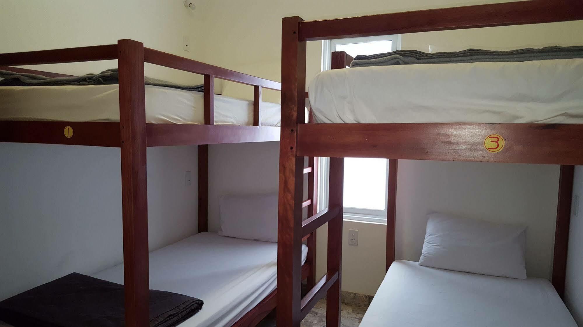 Glocal Beachside Hostel *