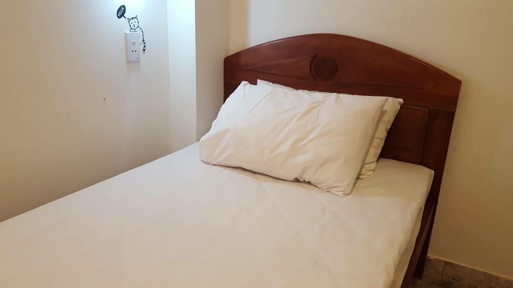 Glocal Beachside Hostel Da Nang