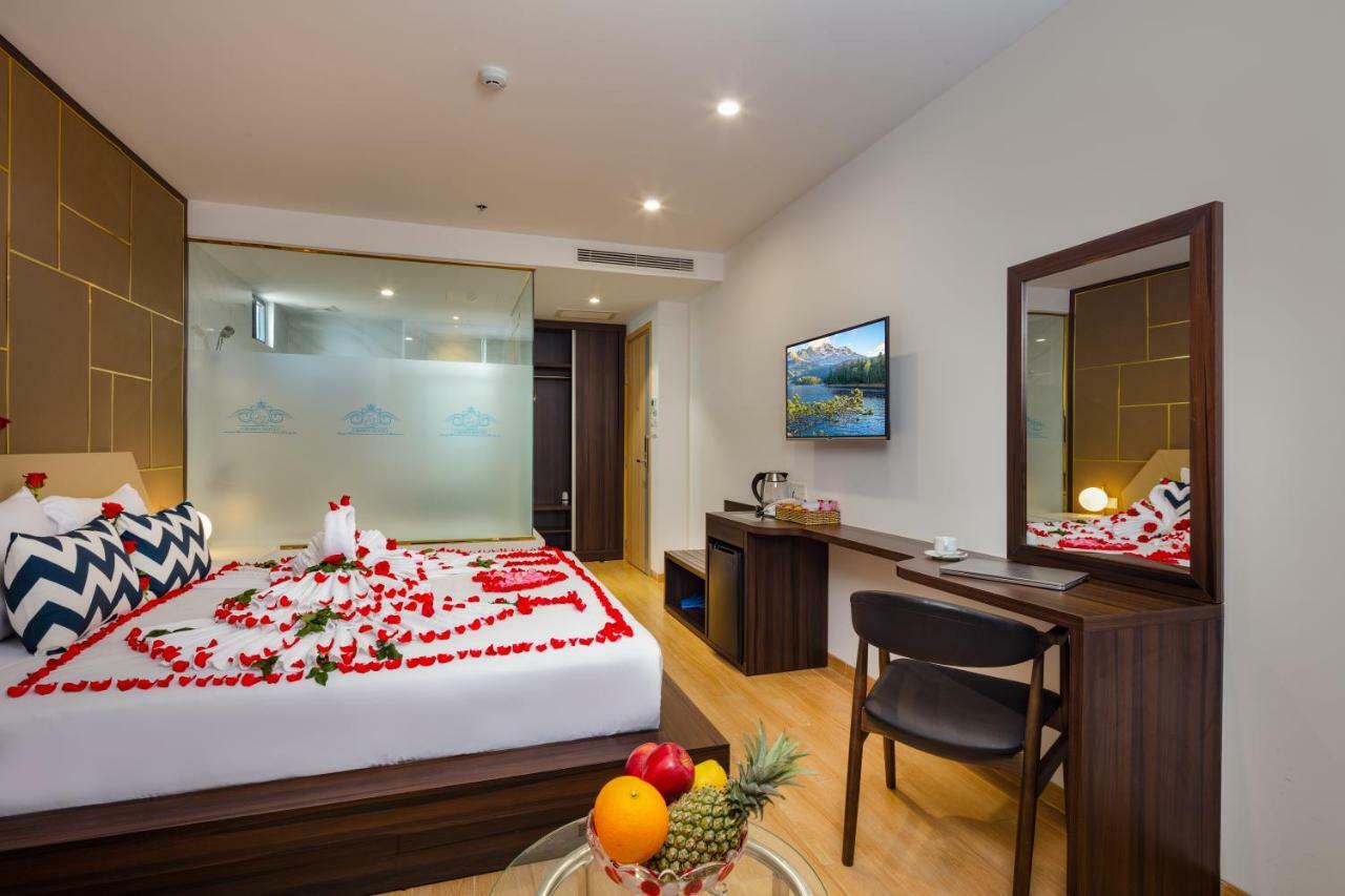 Hotel Crown 4*