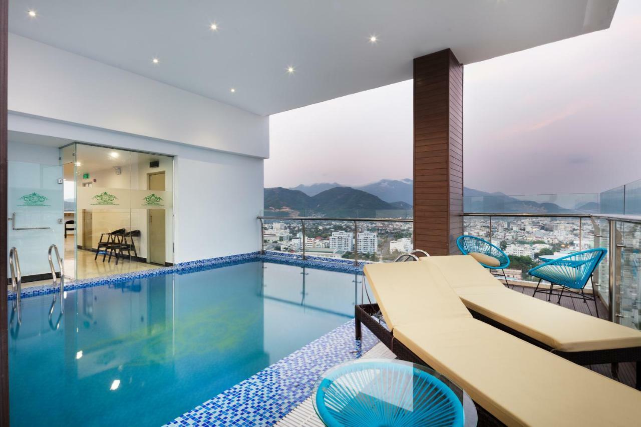 Crown 4* Nha Trang