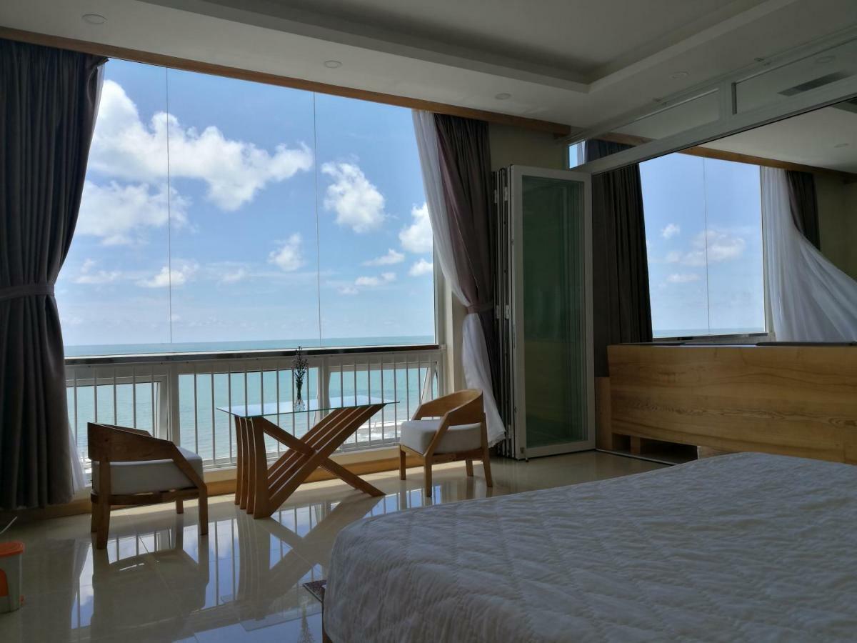 Marvelous Sea View Apartment