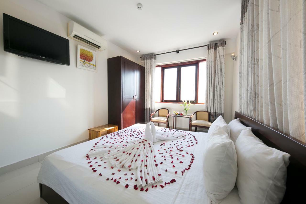 Dream Hotel 3*