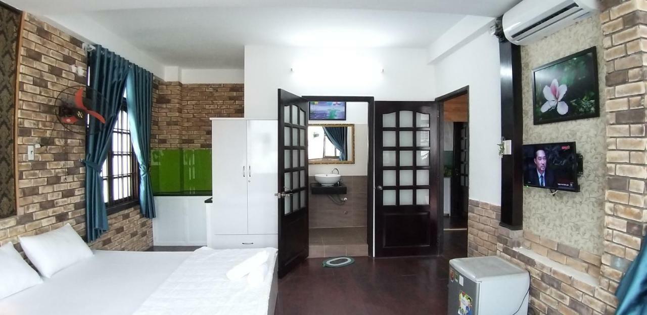 Ponys Motel Nha Trang