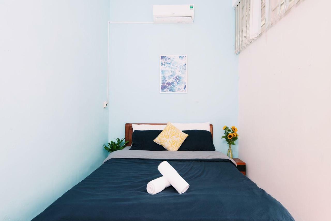 Sky Harbour Guest house 2*