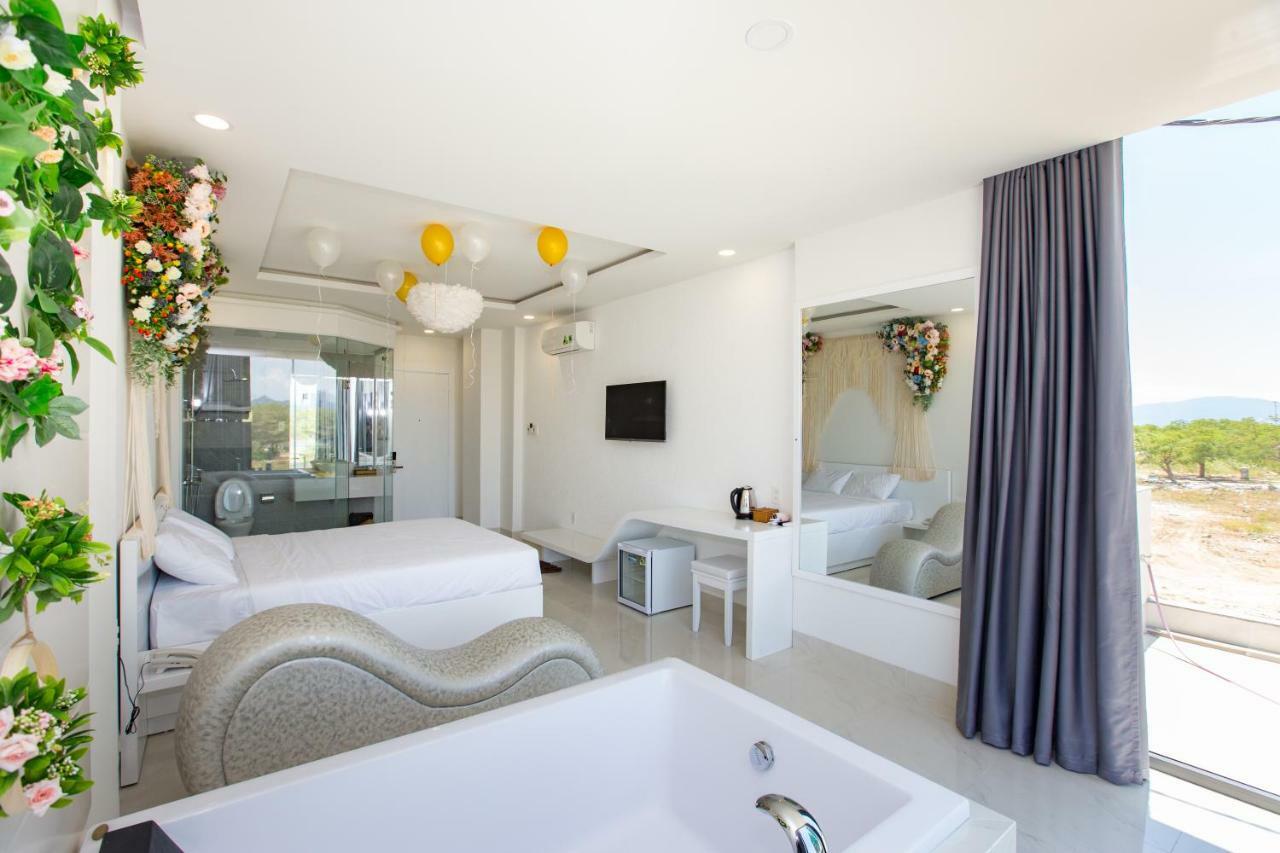 Romely Nha Trang