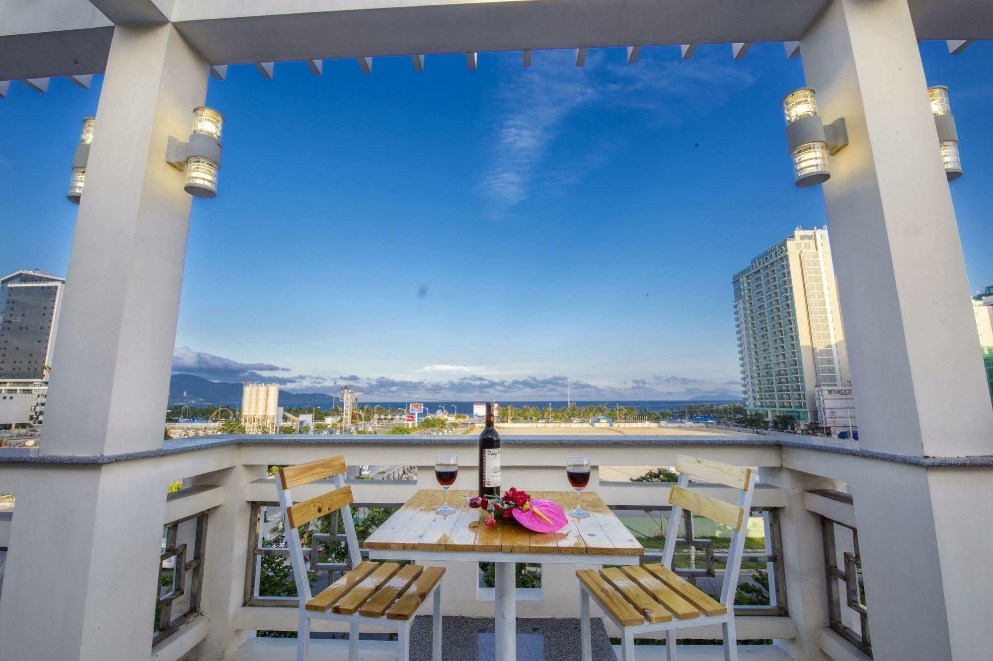 Dam Tien Hotel 2*