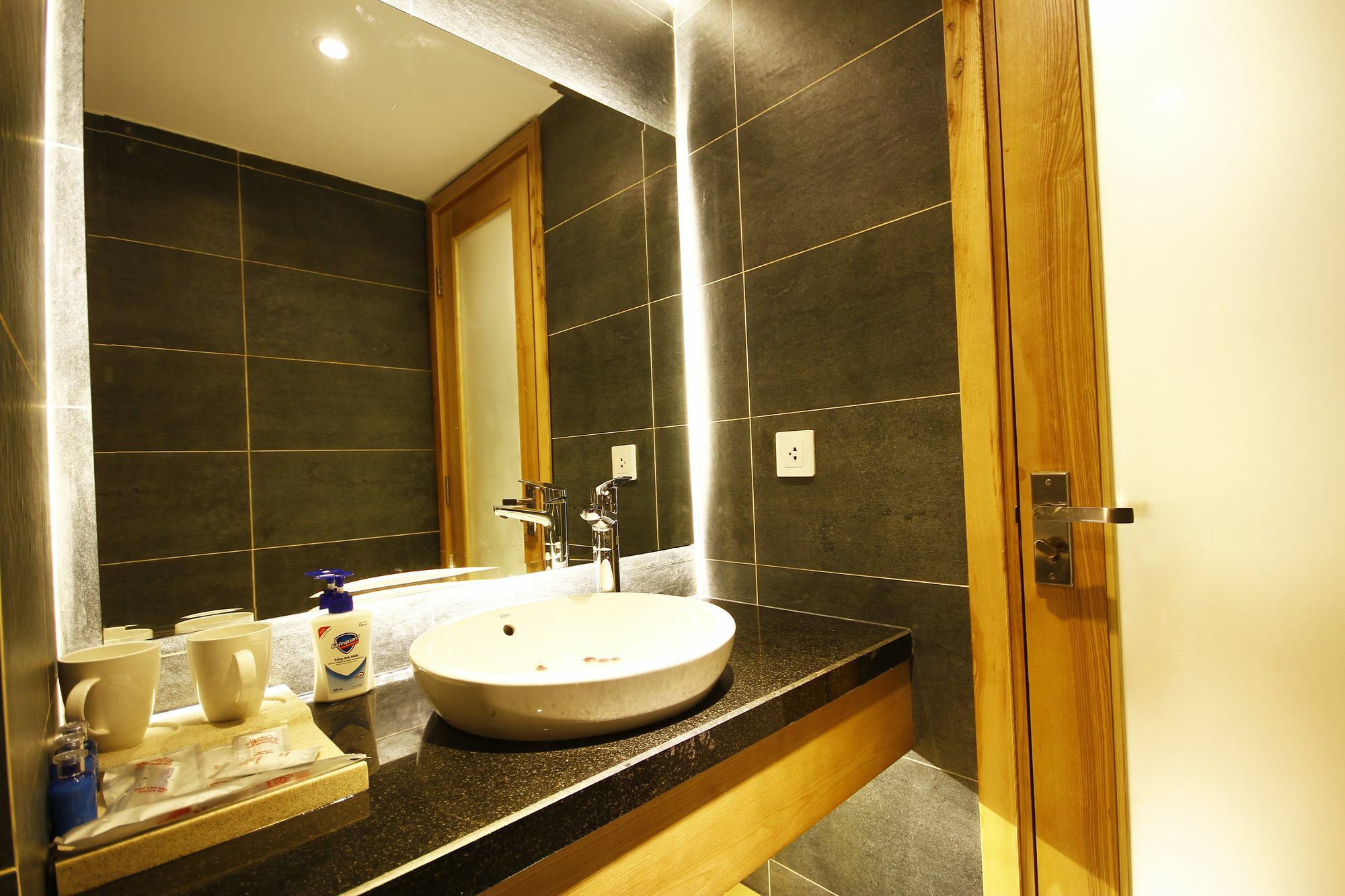 John Boutique Hotel