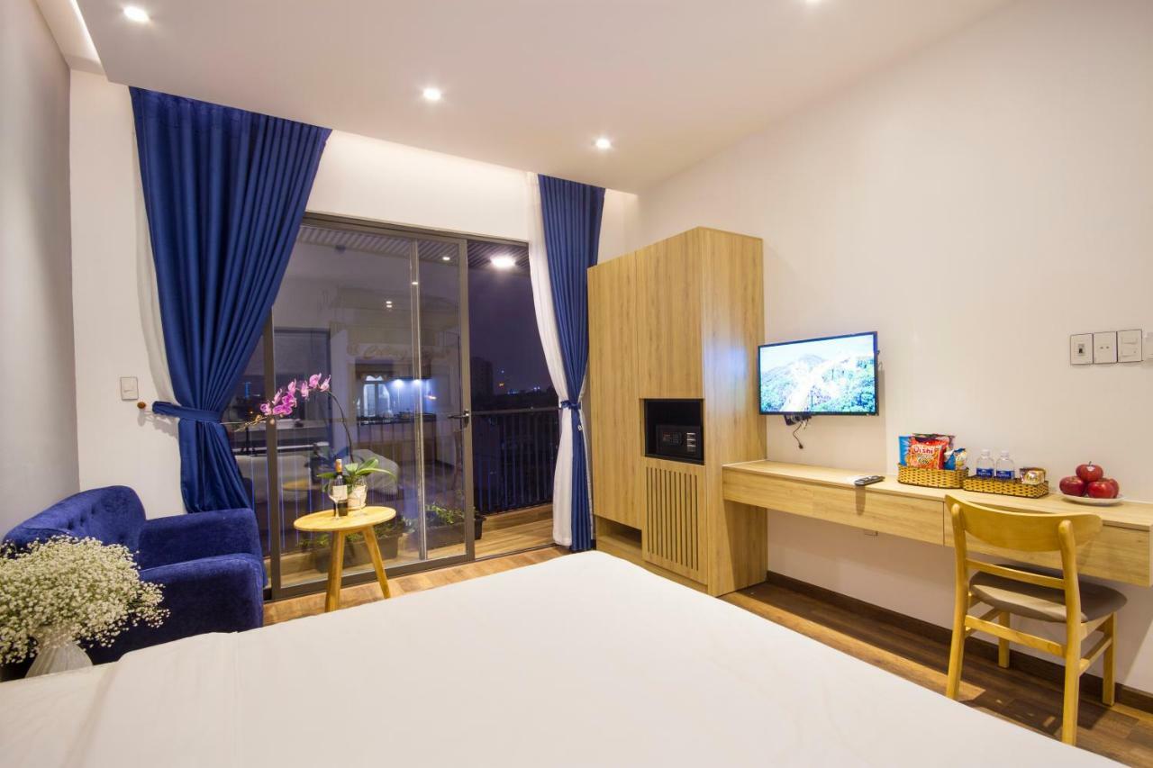 King House &
