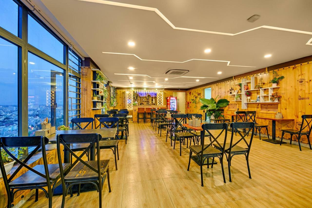 Lavender Riverside Hotel 3*