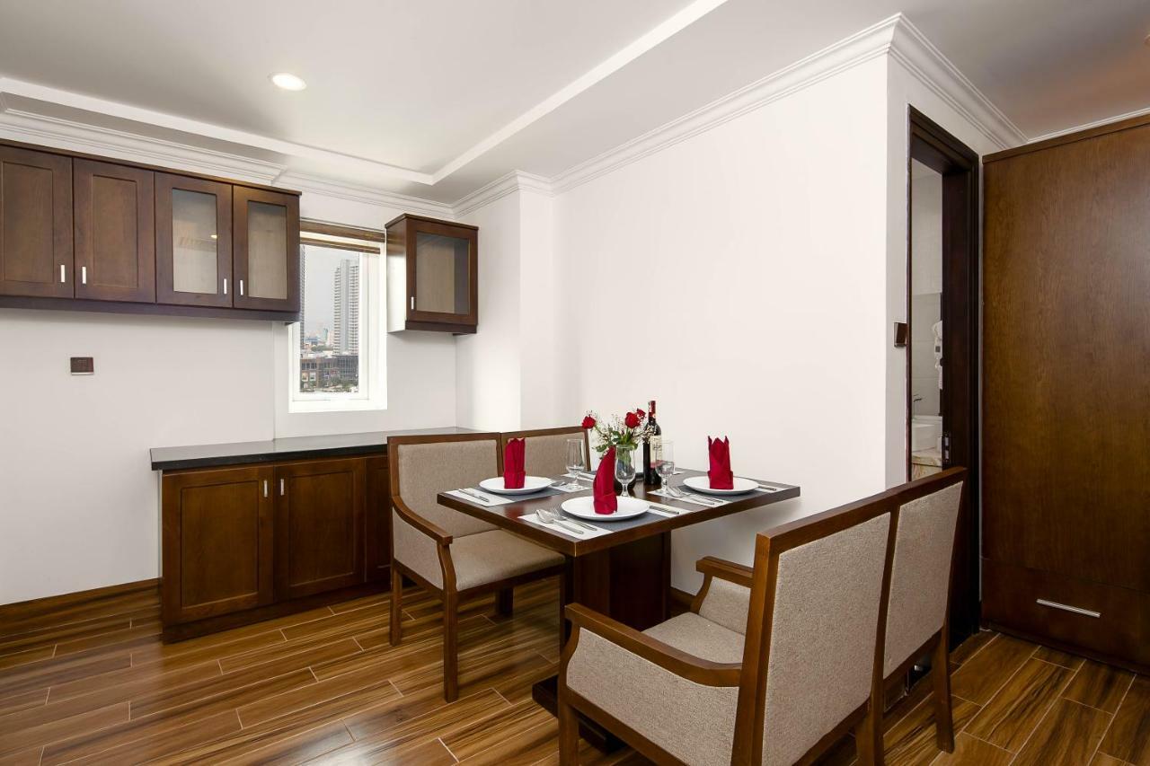 Khách sạn Khách Sạn&căn Hộ Roliva 4*