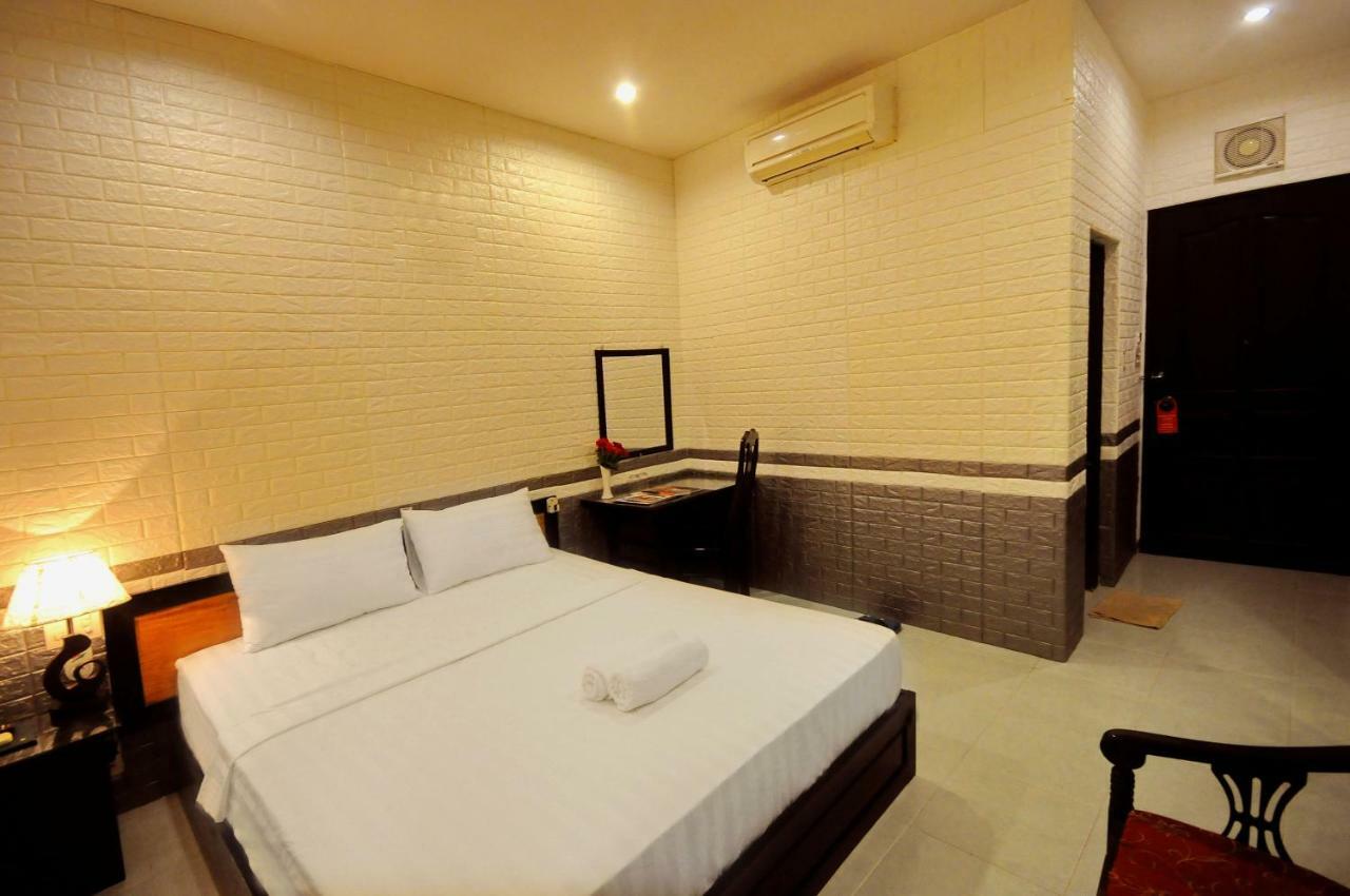 Four Seasons House 2* Nha Trang