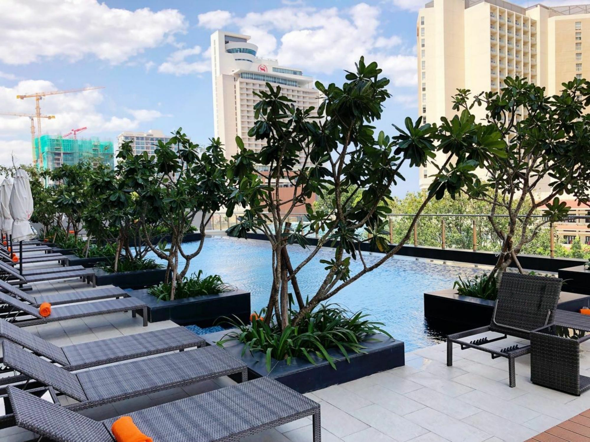 Parama Balcony Beachfront
