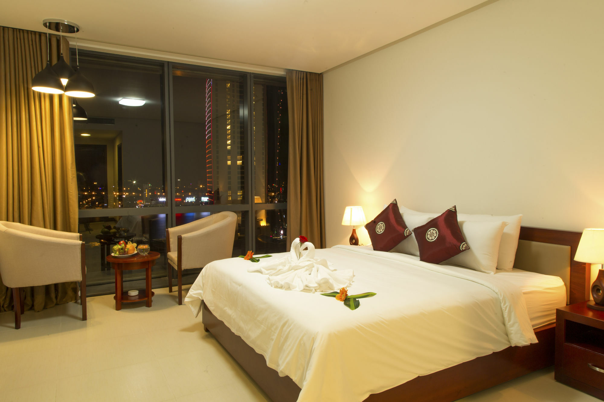River Hotel 3*