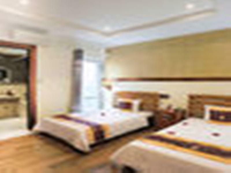 Hotel River