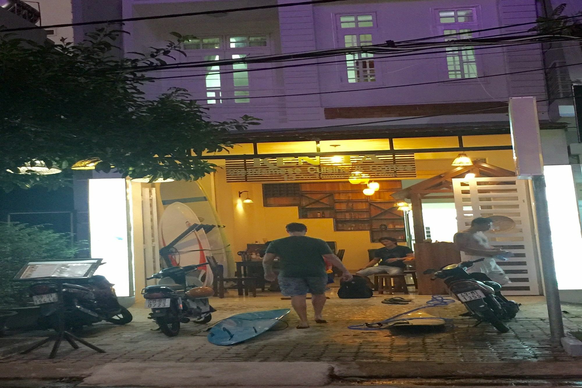 Khách sạn Victori 3*