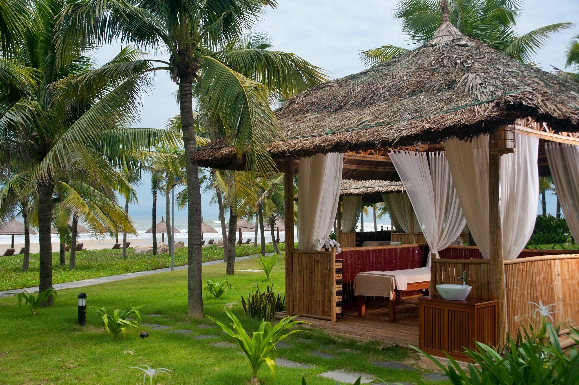 Khu nghỉ mát Marriott & Spa, Non Nuoc
