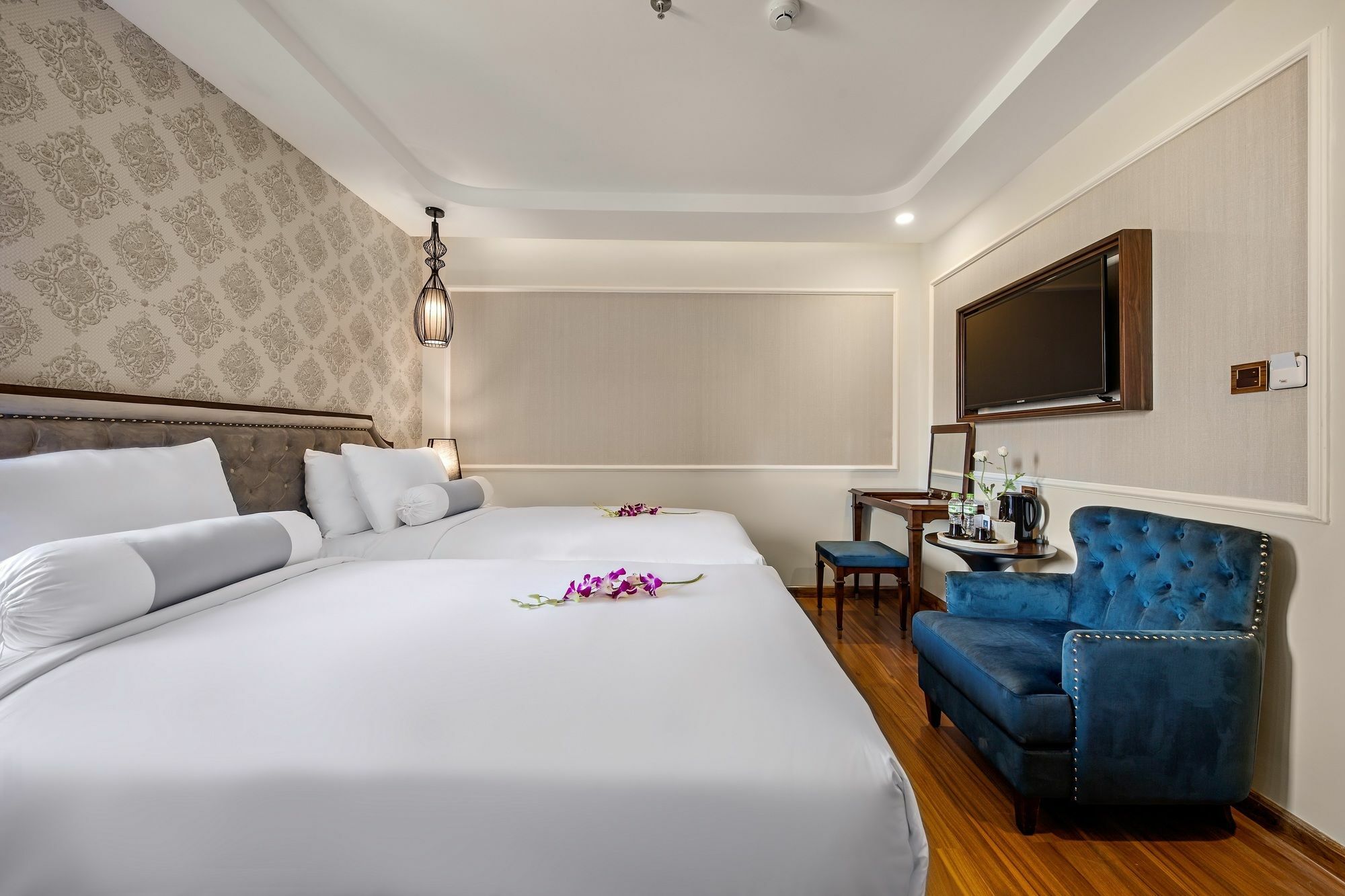 Và Căn Hộ Halina 4*