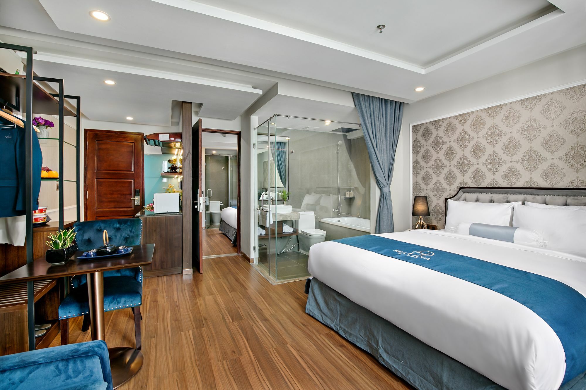 Và Căn Hộ Halina 4*