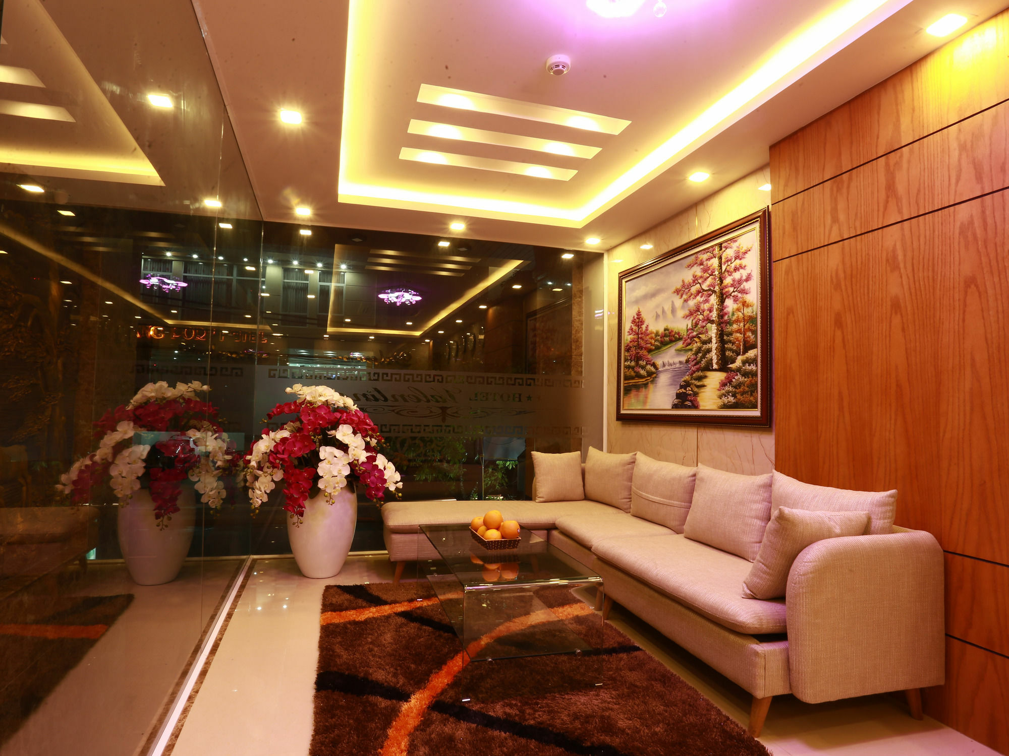 Valentine Hotel Hotel