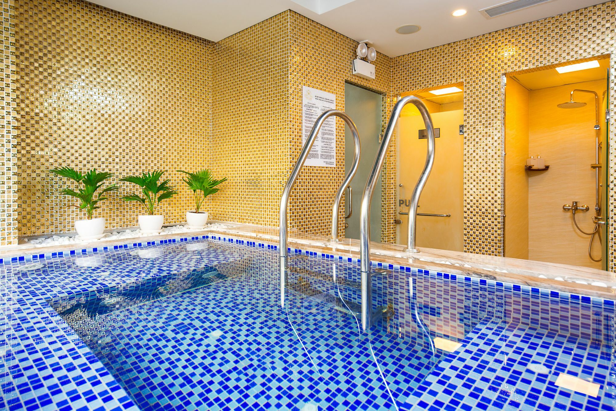 Paris Deli Hotel Đà Nẵng