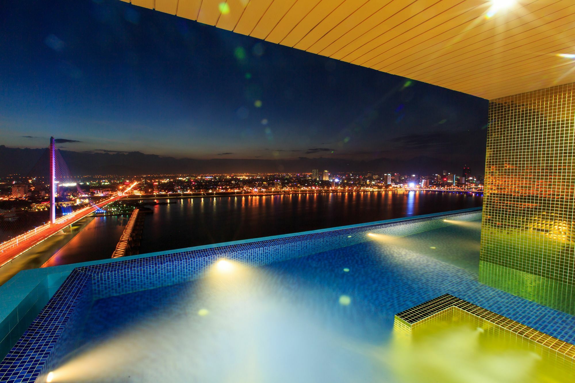 Hotel Fivitel 4*