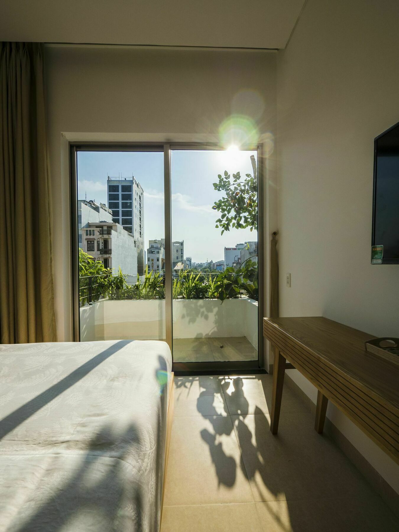 Khách sạn Babylon Garden 2*