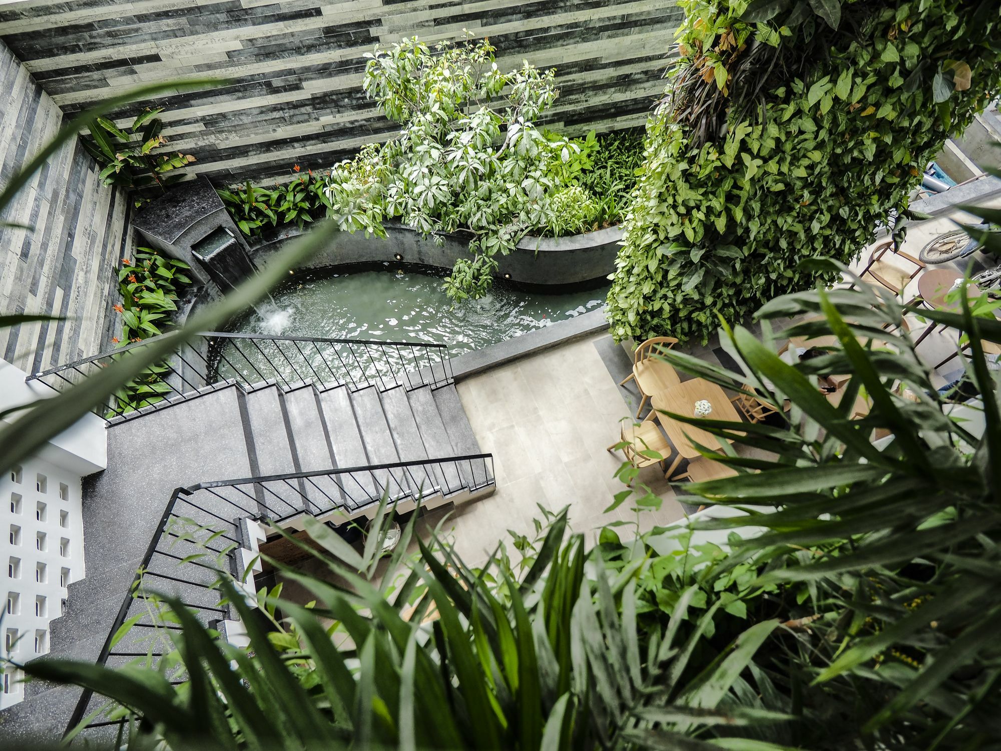 Babylon Garden Khách sạn