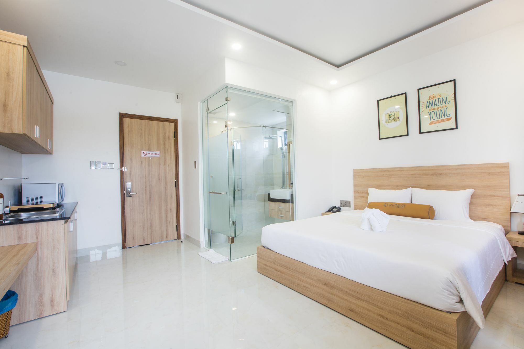 Continent Hotel