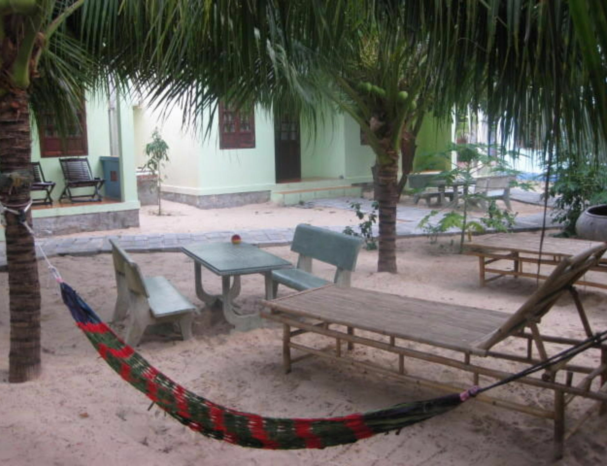 Cocosand Guest house 2*
