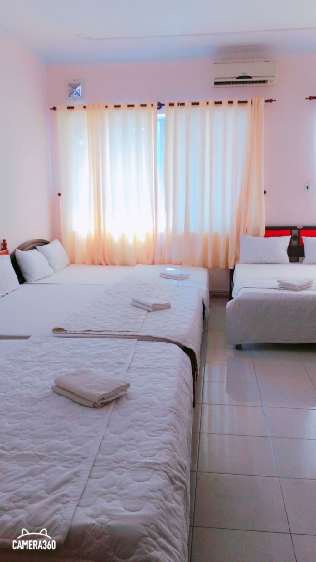 Quang Diep Hotel 2*