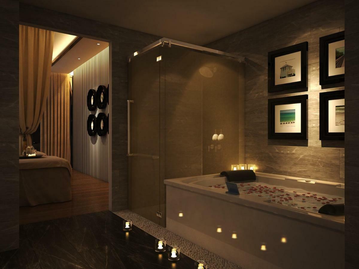 Maximilan 4* Da Nang