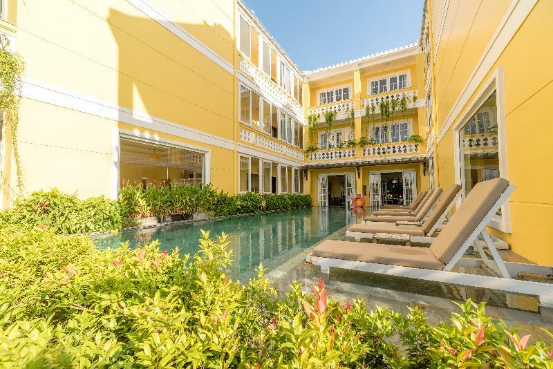 Waterfront Hotel Hoi An