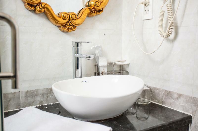 Phố đi Bộ Bùi Viện
