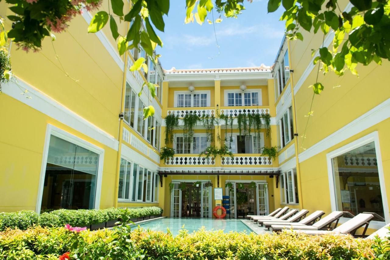 Hotel Waterfront 3*